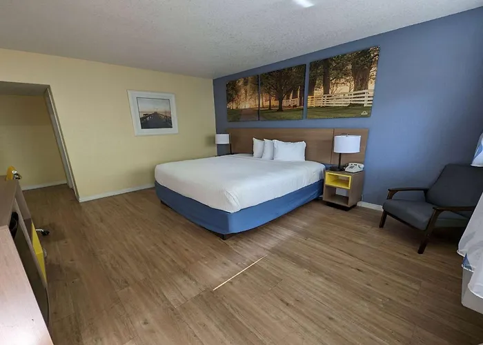 University Inn