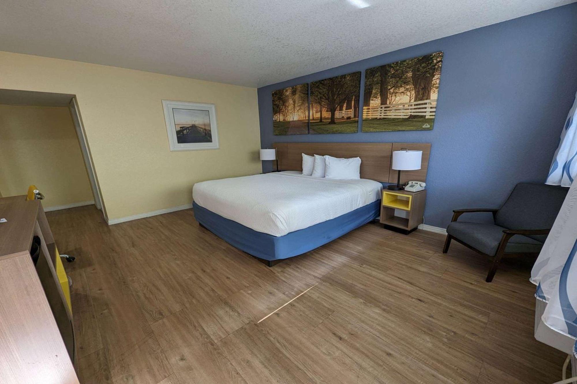 Hotel University Inn 2*