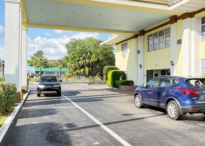 University Inn